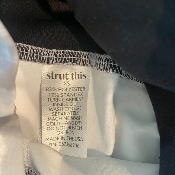 NWT STRUT THIS! Teagan 7/8 Cowhide Print High Waist Yoga Leggings size XS - Picture 9 of 9